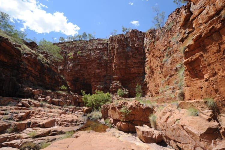 Amaroo Cliffs
